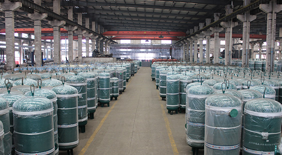 申容直供，只做性?xún)r(jià)比高儲(chǔ)氣罐！